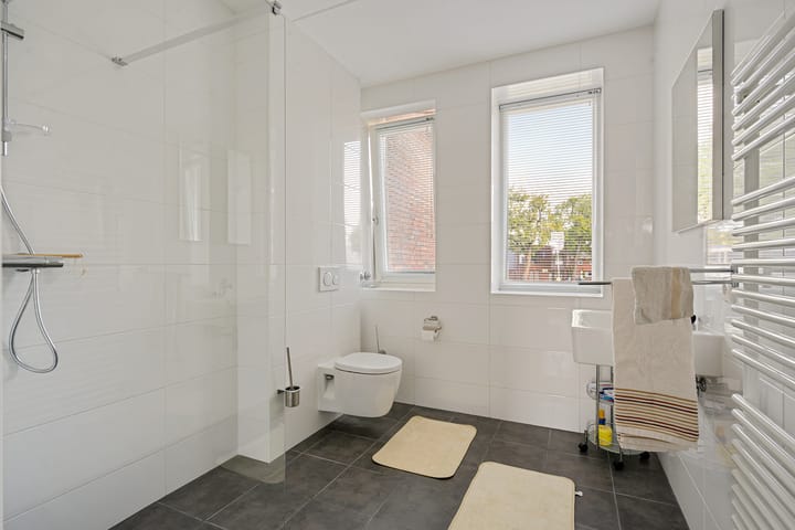 Foto 22 van Bendienplein 14