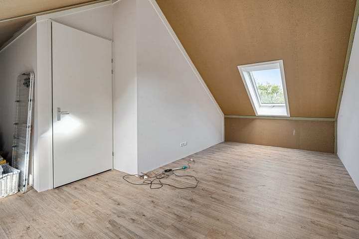 Foto 26 van Bendienplein 14