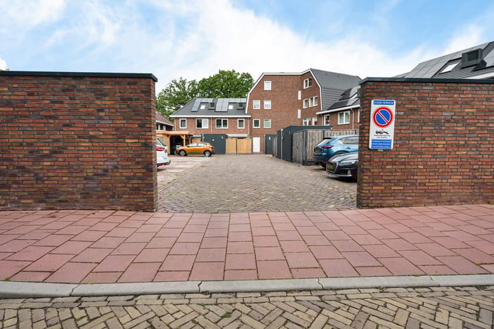 Foto 43 van Bendienplein 14