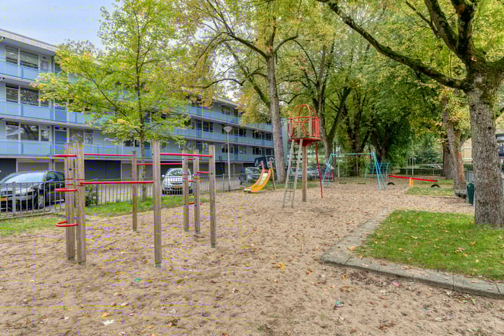 Photo 36 of Schubertstraat 15