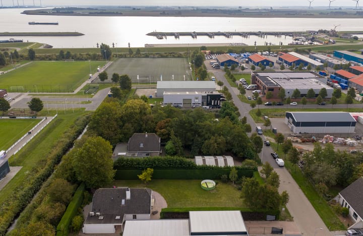 Photo 46 of Nijverheidsweg 15