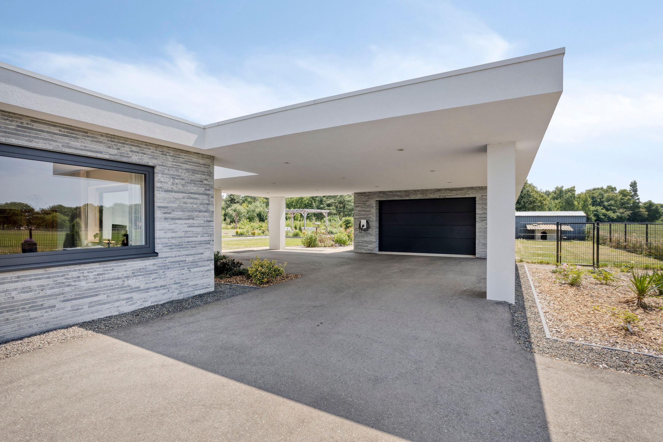 Photo 39 of Leiweg 17