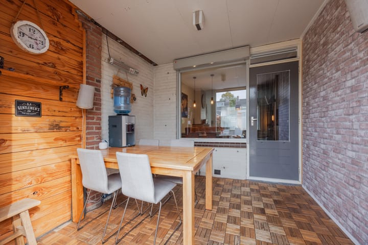 Foto 44 van Graaf Willem I straat 21