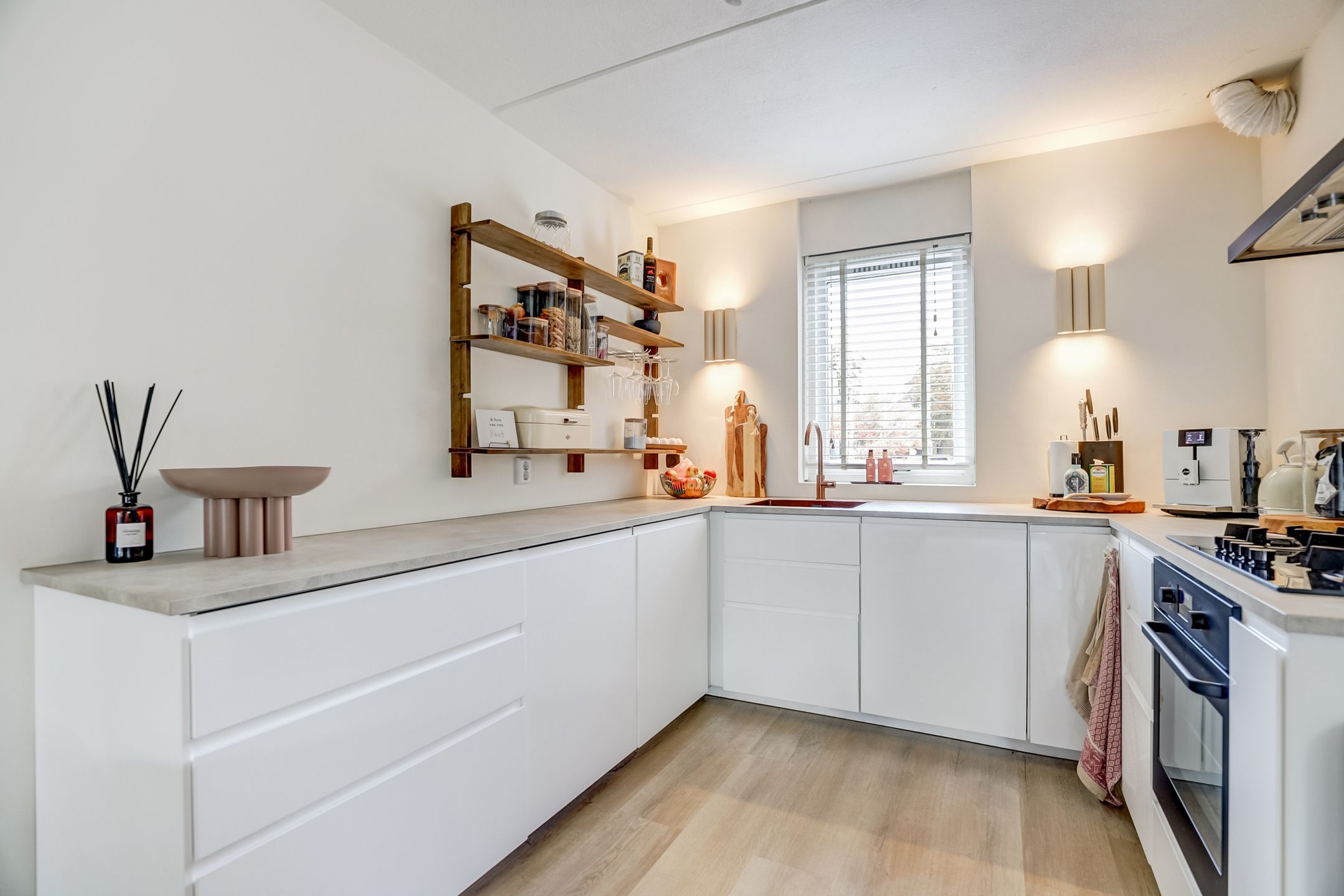 Foto 15 van Voorofscheweg 220