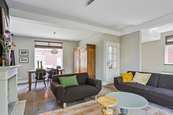 Foto 8 van Nassaustraat 10