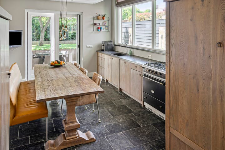 Foto 12 van Nassaustraat 10