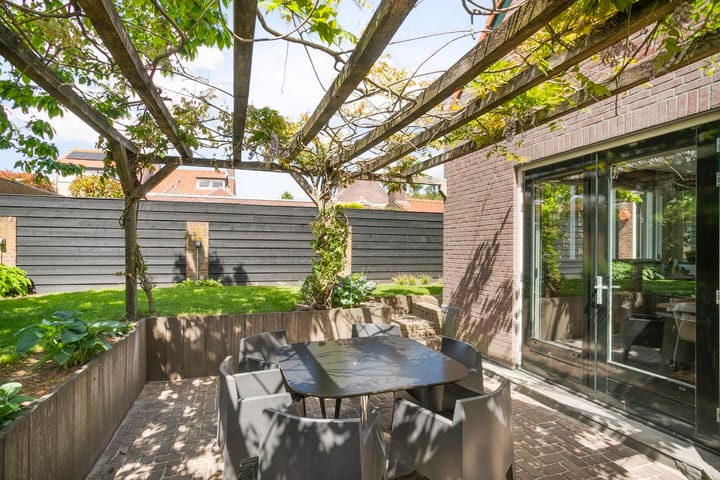 Foto 30 van Nassaustraat 10