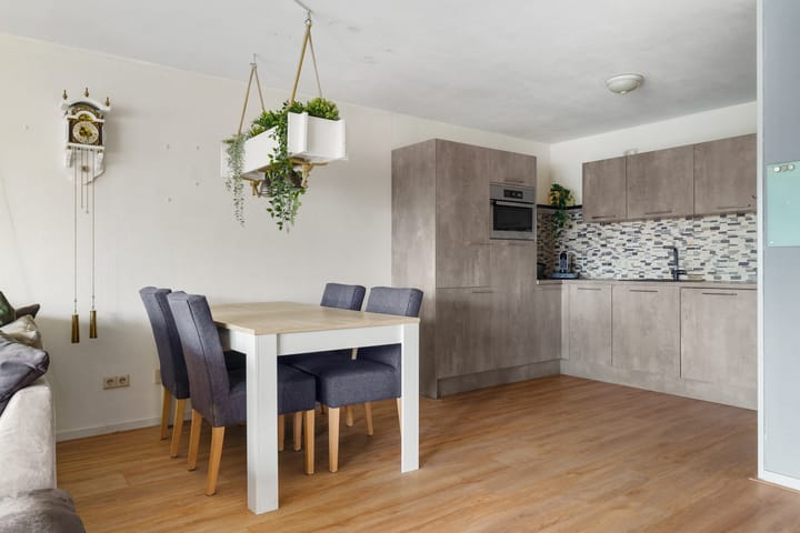 Foto 12 van Bronmos 54