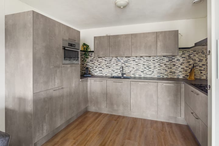 Foto 15 van Bronmos 54