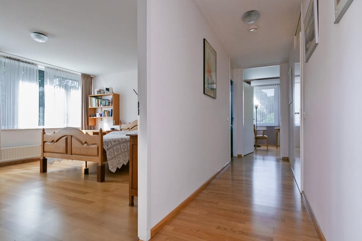 Foto 7 van Valenakkerweg 8-H