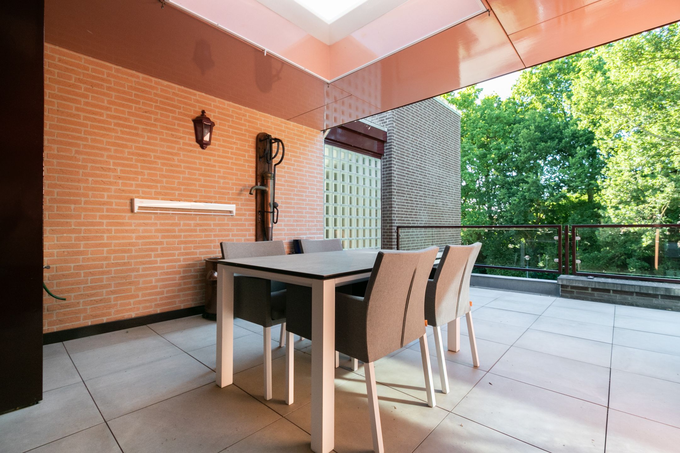 Foto 9 van Valenakkerweg 8-H