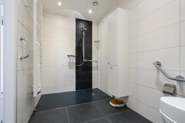 Foto 18 van Valenakkerweg 8-H