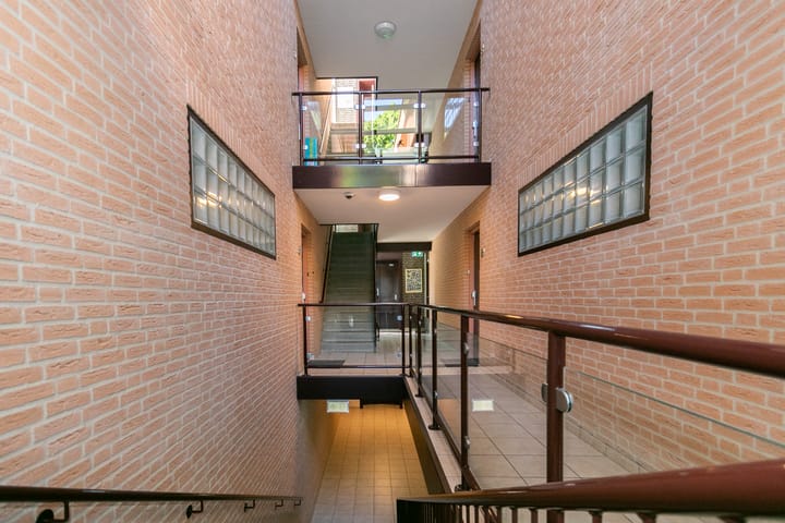 Foto 39 van Valenakkerweg 8-H