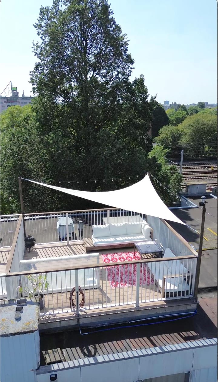 Photo 22 of Spaarndammerstraat 14-H