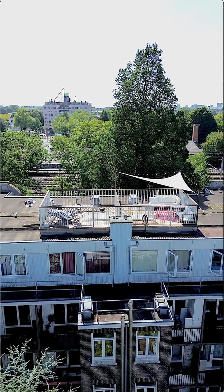 Photo 23 of Spaarndammerstraat 14-H