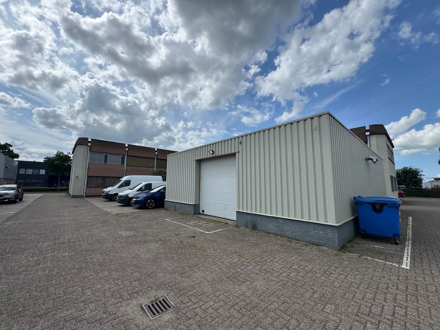 Bekijk foto 5 van Voltastraat 19