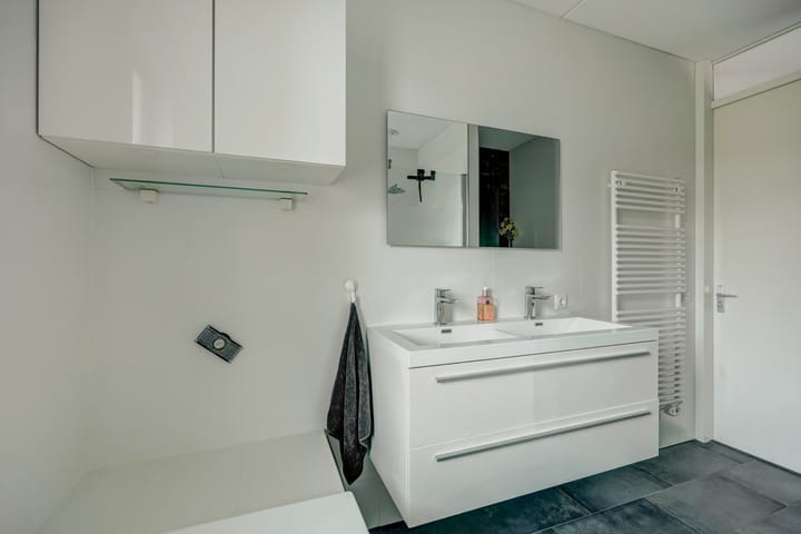 Foto 29 van Leliestraat 92