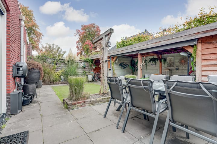 Foto 40 van Leliestraat 92