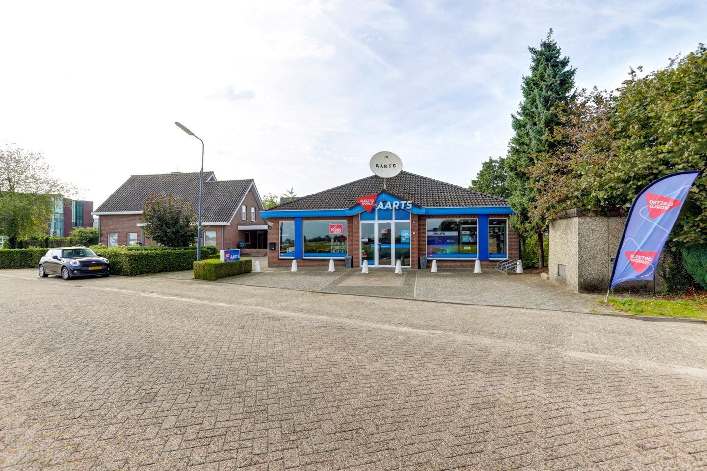 Bekijk foto 1 van Visweg 2