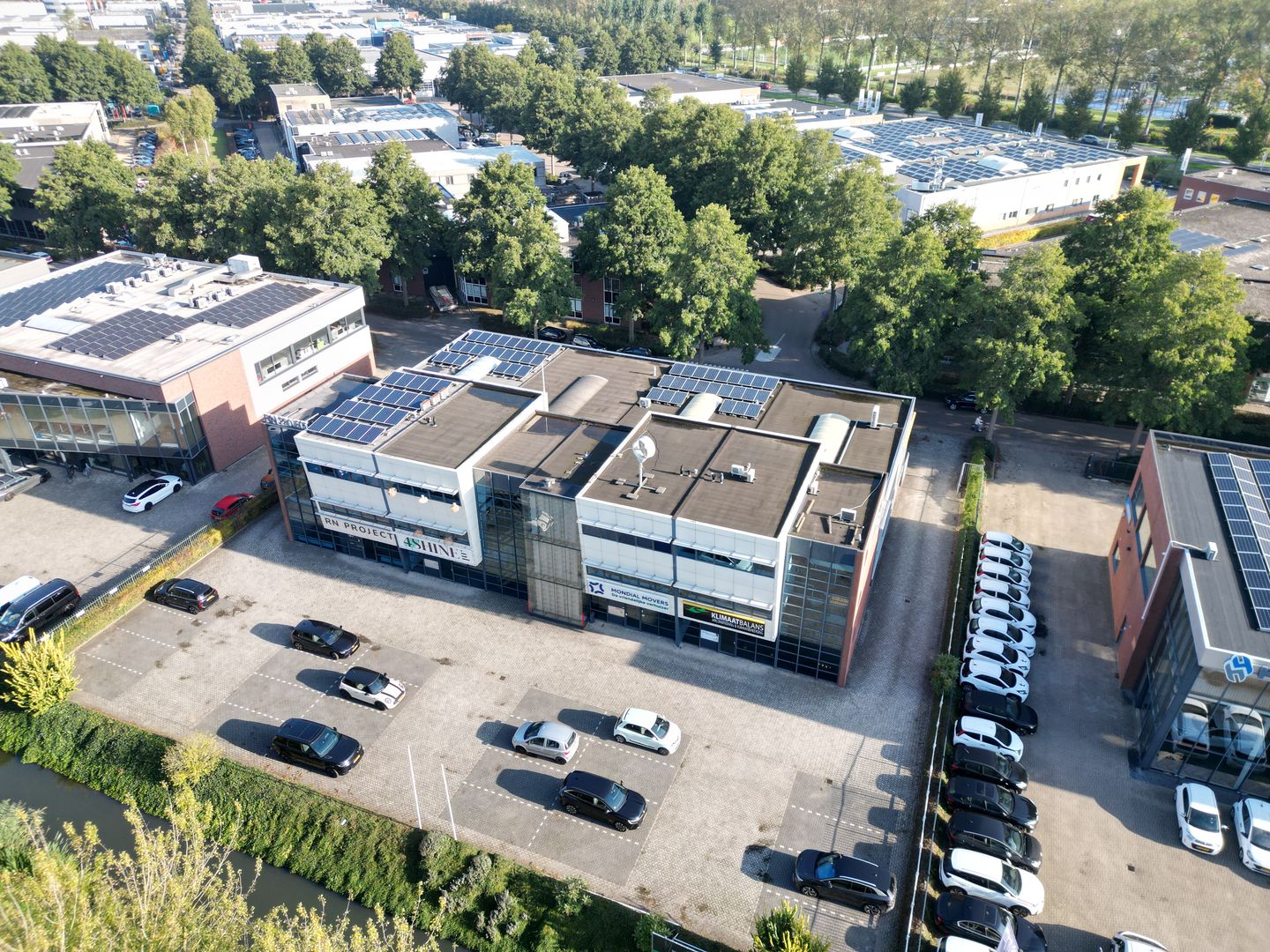 View photo 2 of Kelvinring 52-a