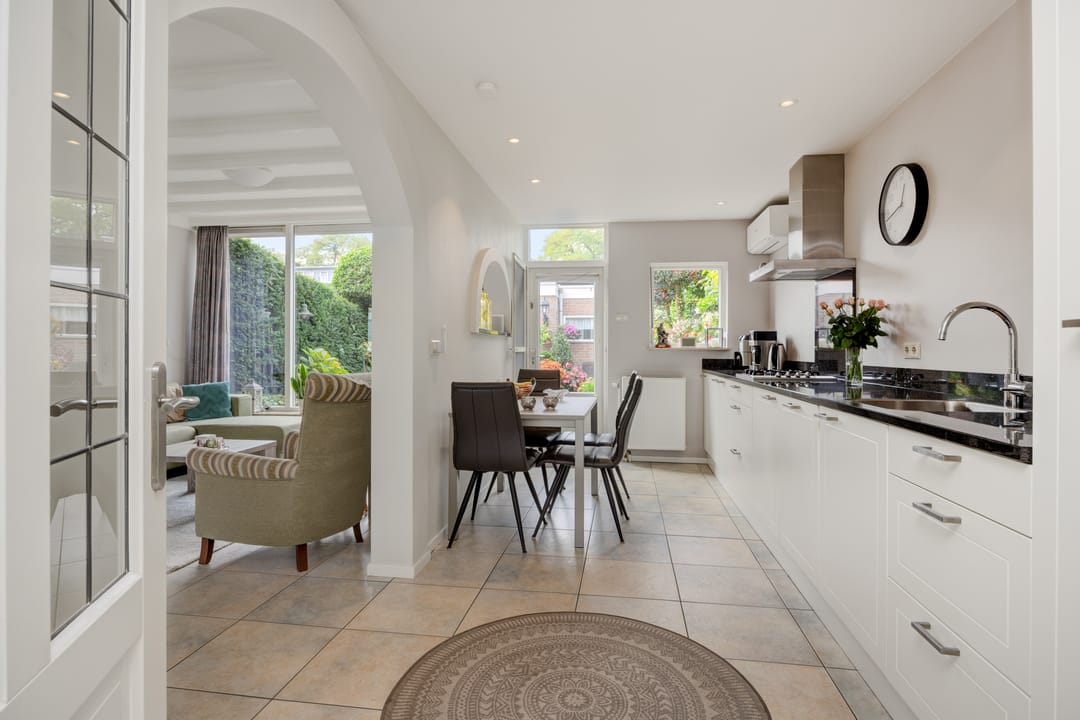 Photo 8 of Klaproosstraat 30