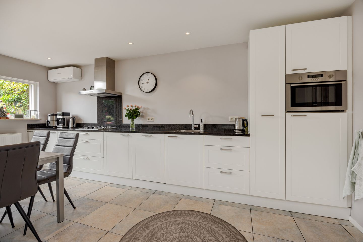 Photo 10 of Klaproosstraat 30