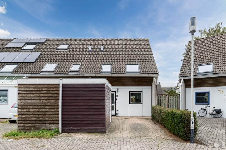 Photo 26 of Nelly Boudewijnsstraat 17