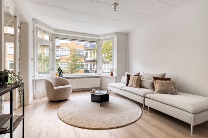 Foto 7 van Esmoreitstraat 9-H