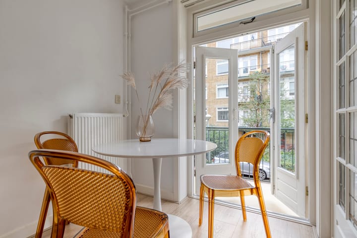 Foto 13 van Esmoreitstraat 9-H