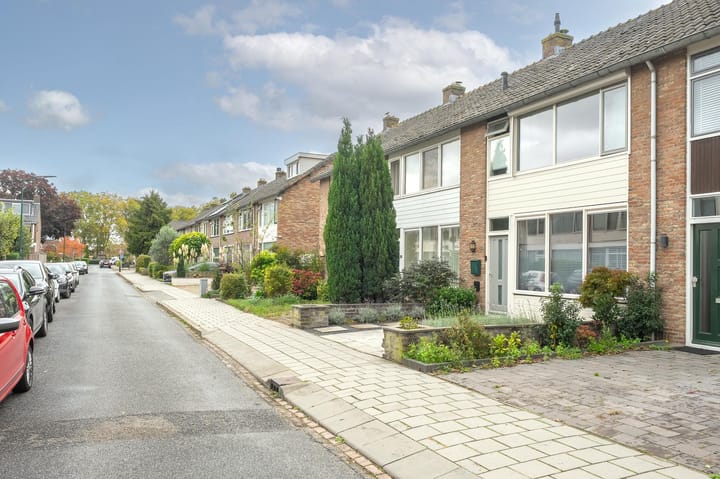 Foto 32 van Godfried van Rhenenlaan 43