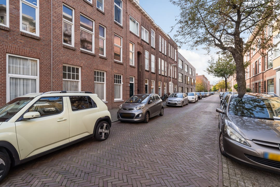 Photo 1 of Abeelstraat 16