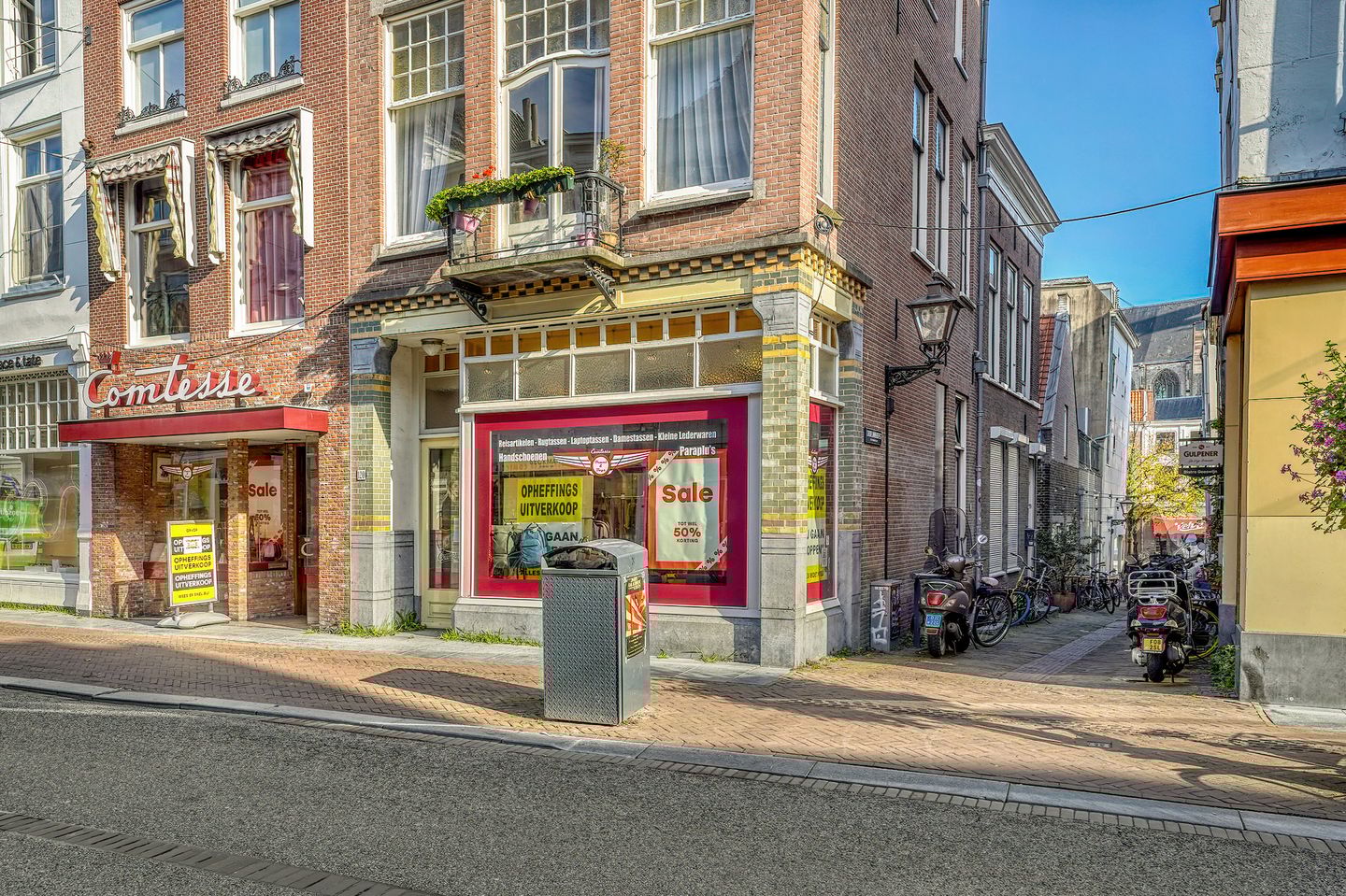 View photo 3 of Breestraat 118-120