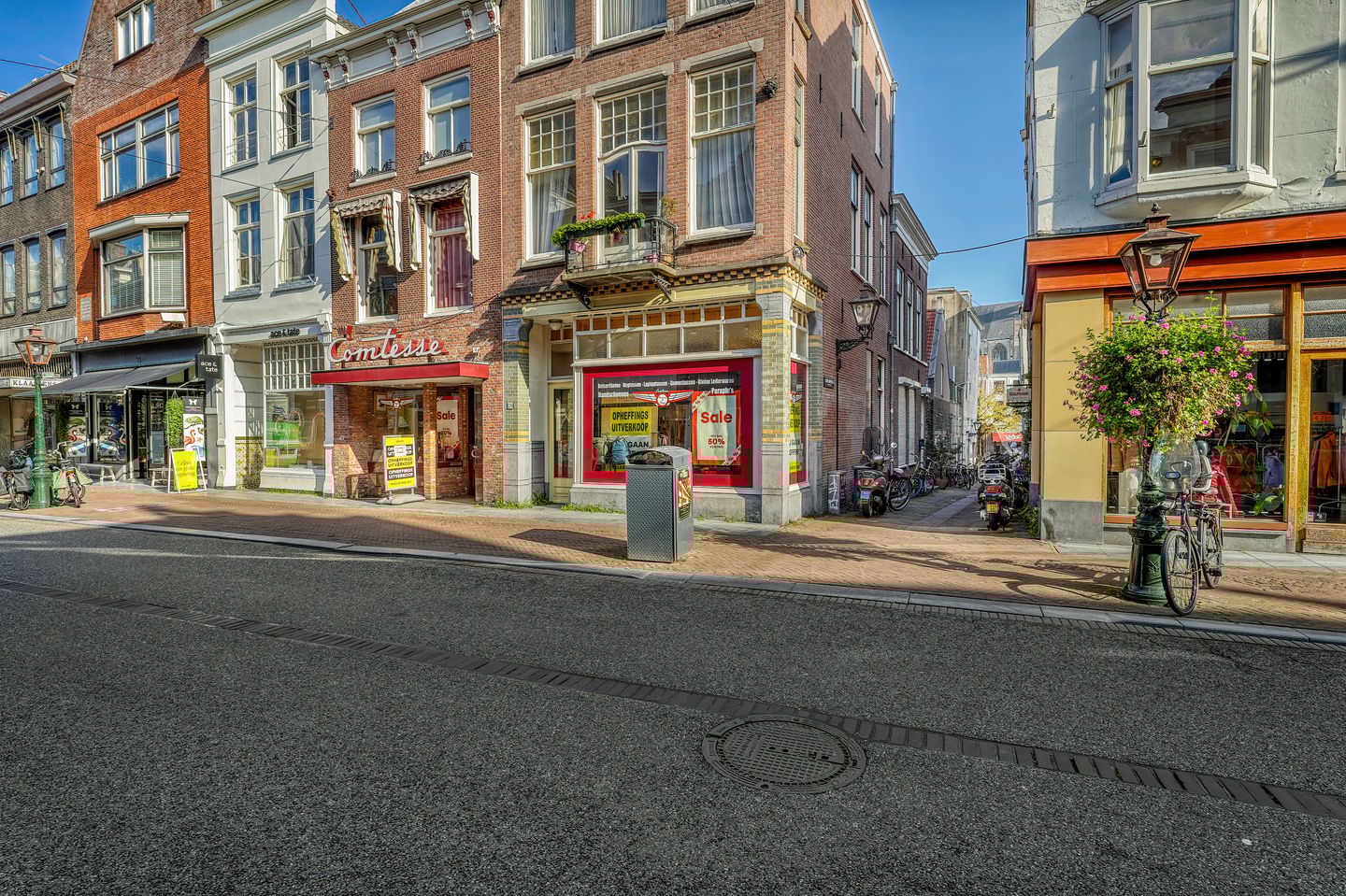 View photo 4 of Breestraat 118-120