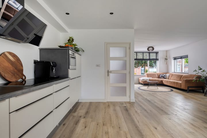 Photo 8 of Kerkstraat 3