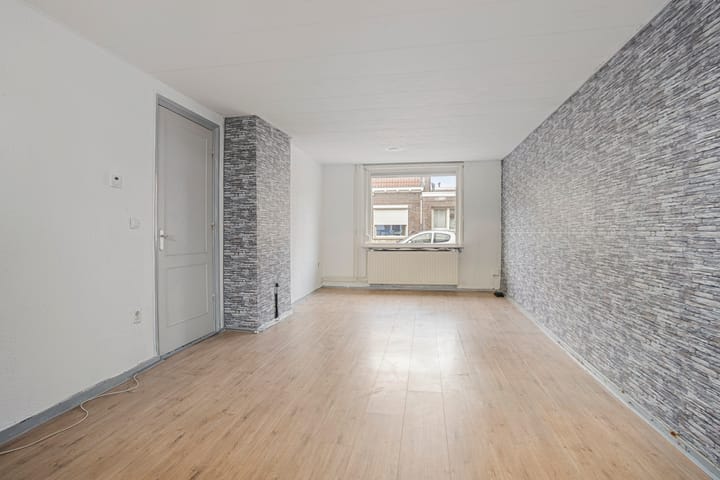 Foto 7 van Schoutstraat 12