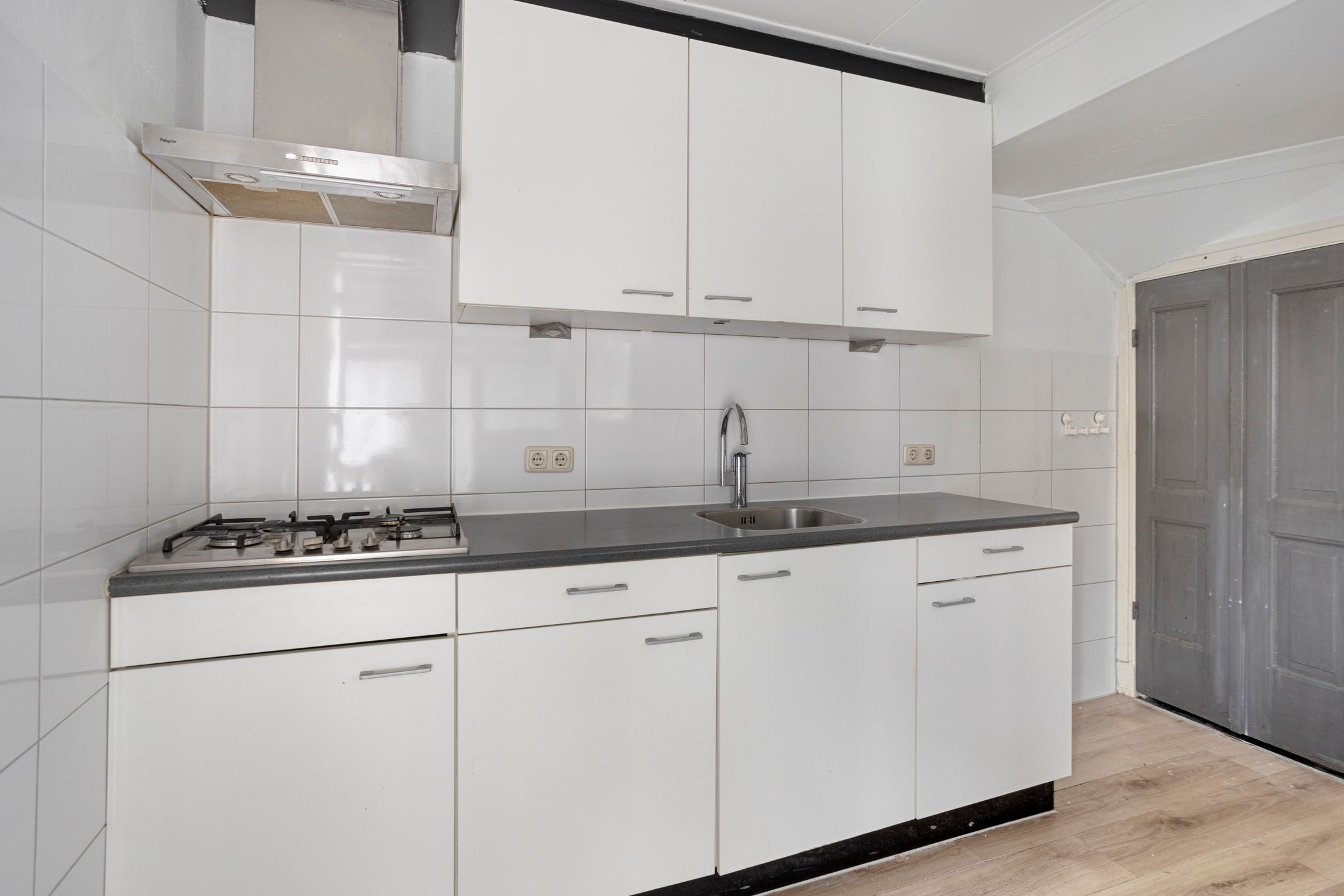 Foto 9 van Schoutstraat 12