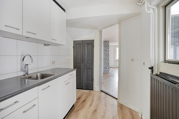 Foto 10 van Schoutstraat 12