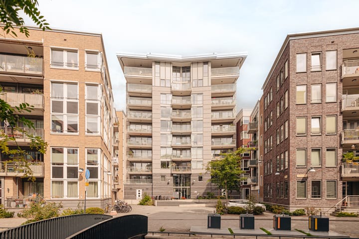 Foto 1 van Theo van Doesburghof 96