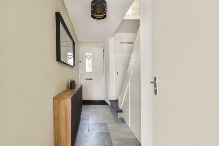 Foto 2 van Zuideinde 236