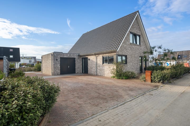 Photo 1 of Wilhelmina Voorwindenkade 12