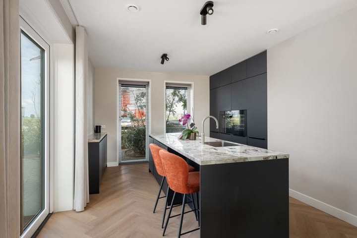 Photo 2 of Wilhelmina Voorwindenkade 12