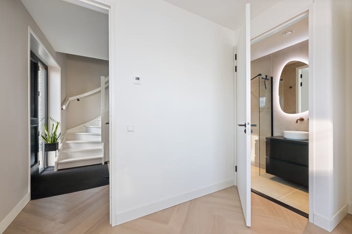 Photo 28 of Wilhelmina Voorwindenkade 12