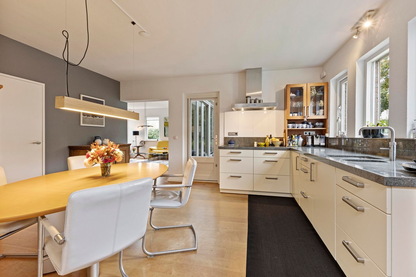 Foto 25 van Baroniesingel 33