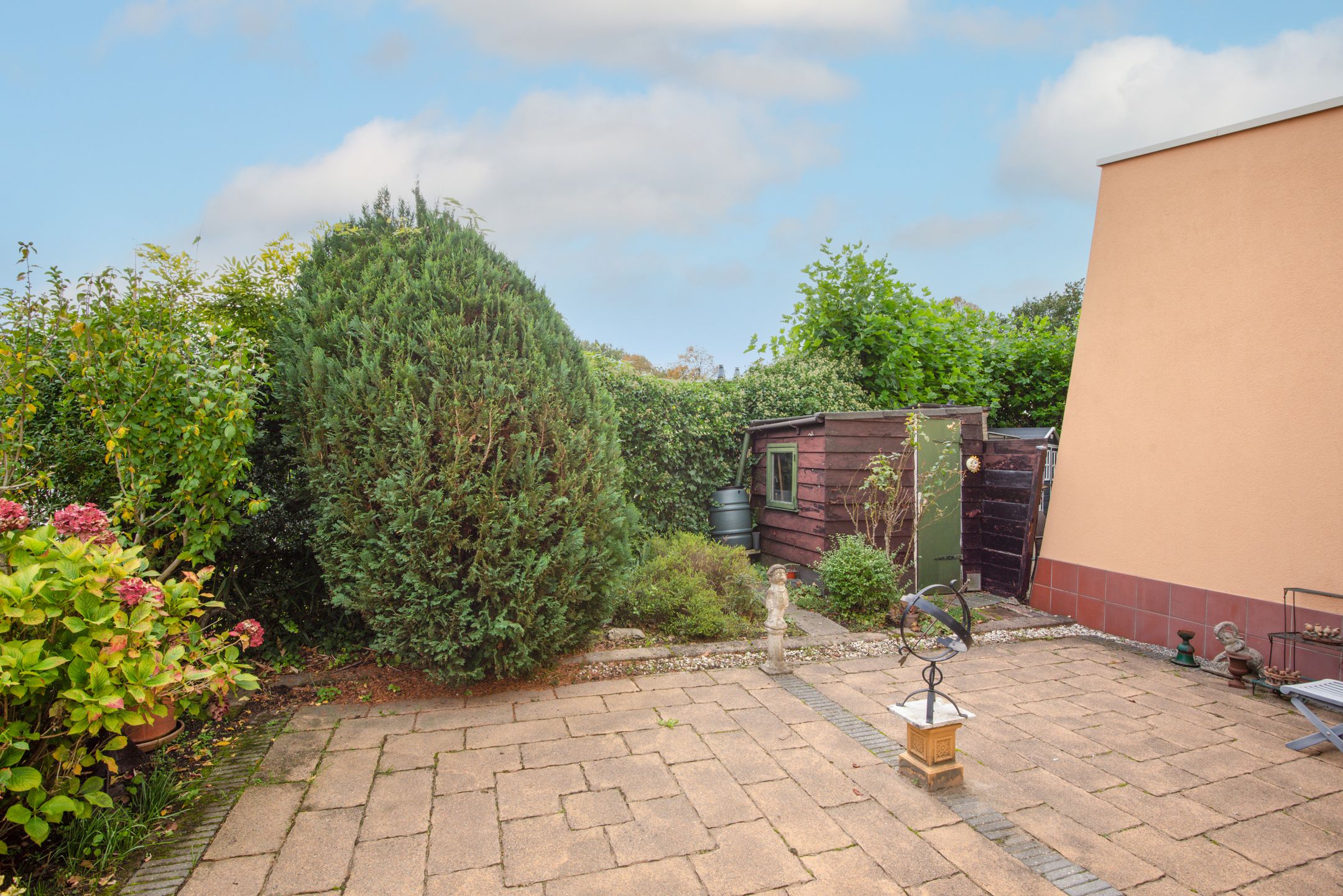 Foto 3 van Albast 12