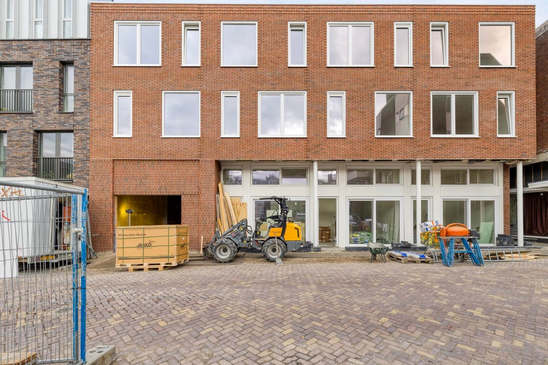 Photo 22 of Barestraat 39-N