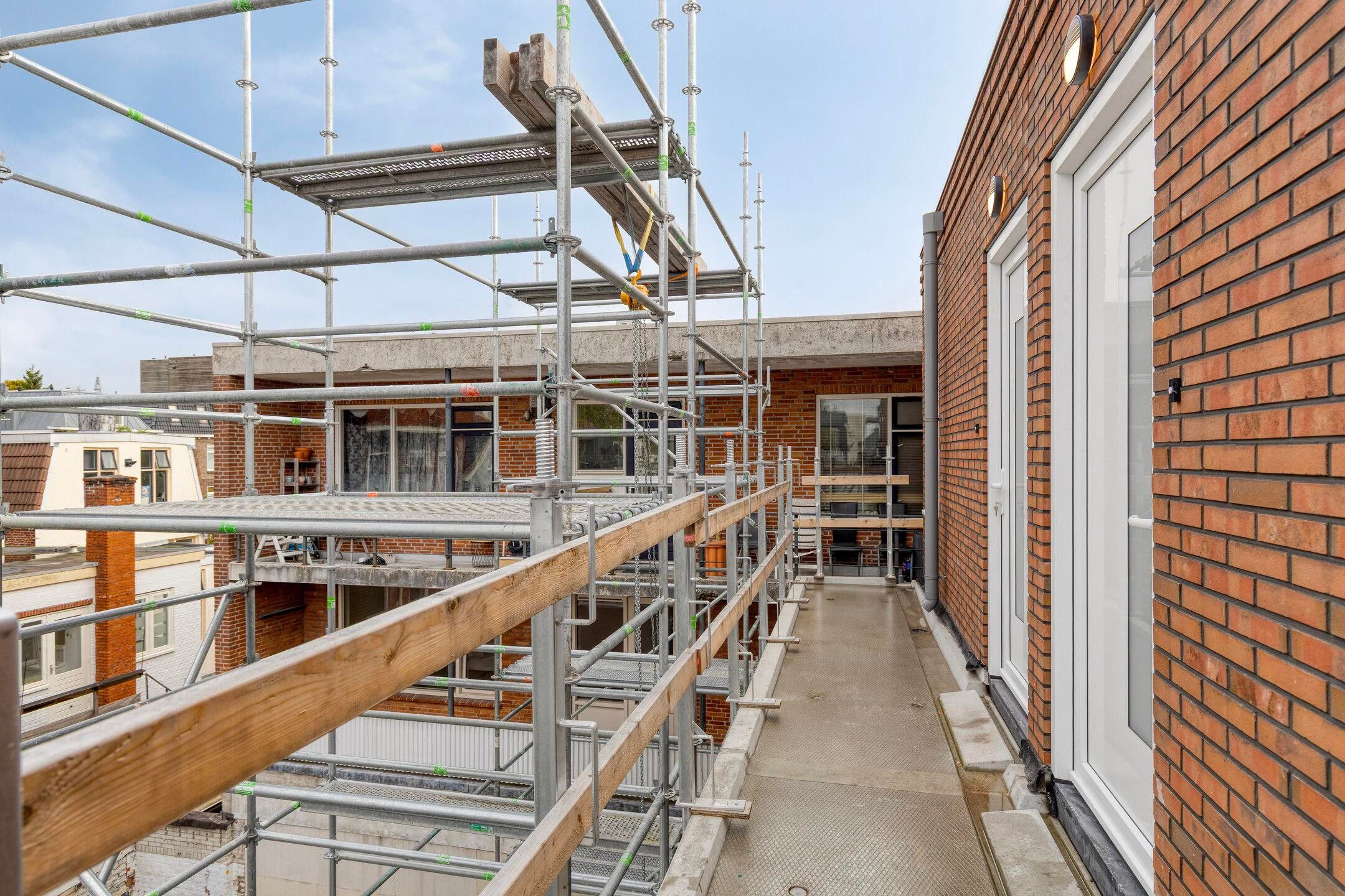 Photo 24 of Barestraat 39-N