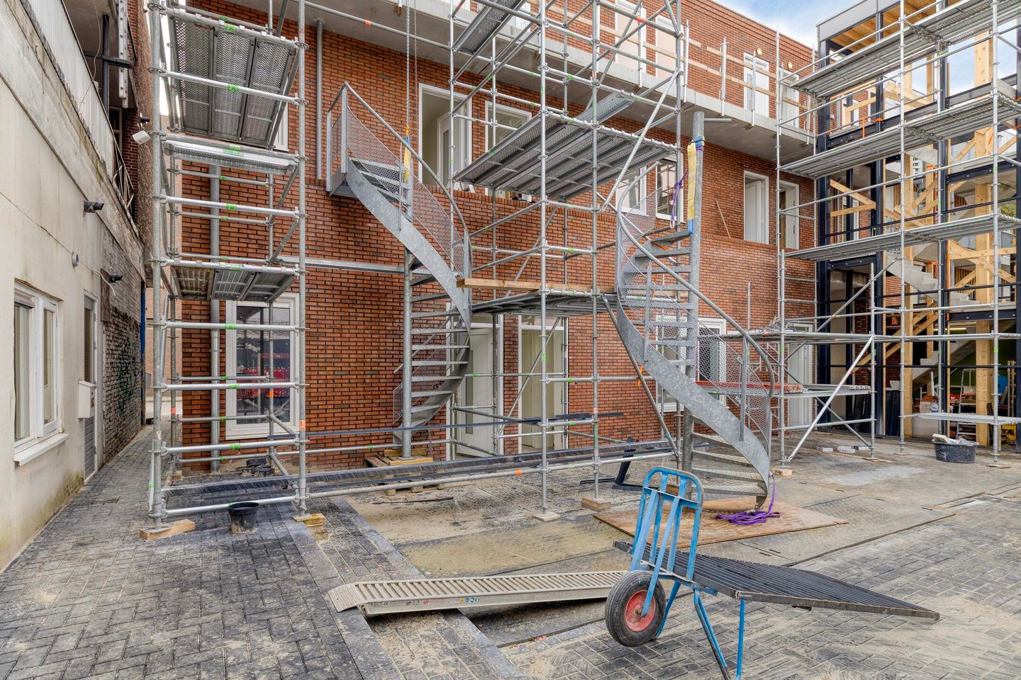 Photo 35 of Barestraat 39-N