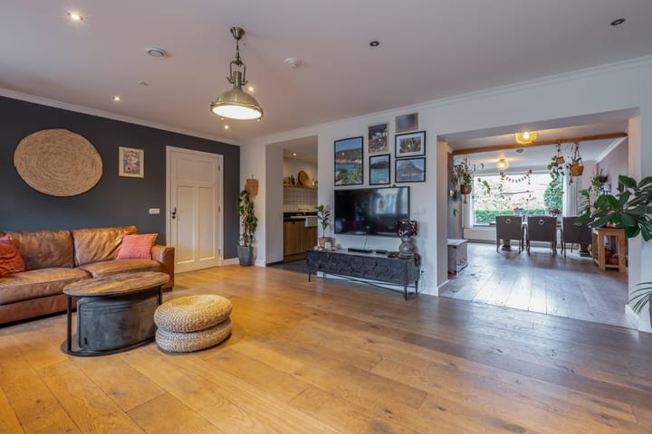 Photo 2 of Boerhaavestraat 14