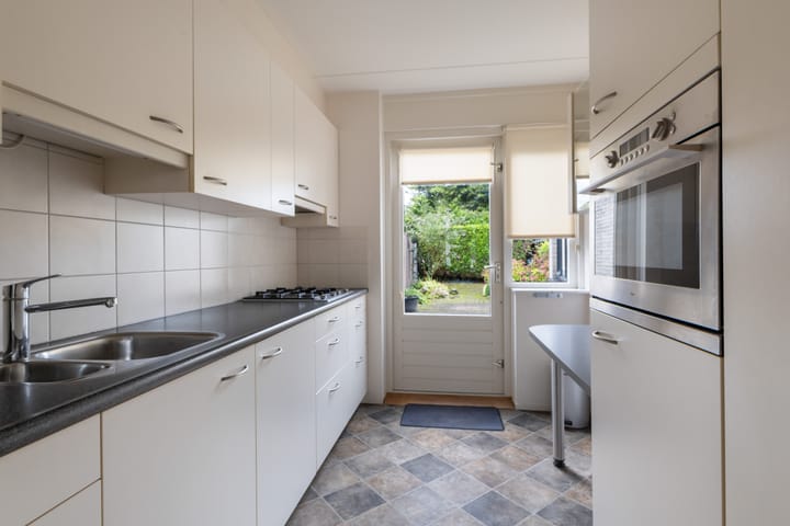 Photo 16 of Torenlaan 31