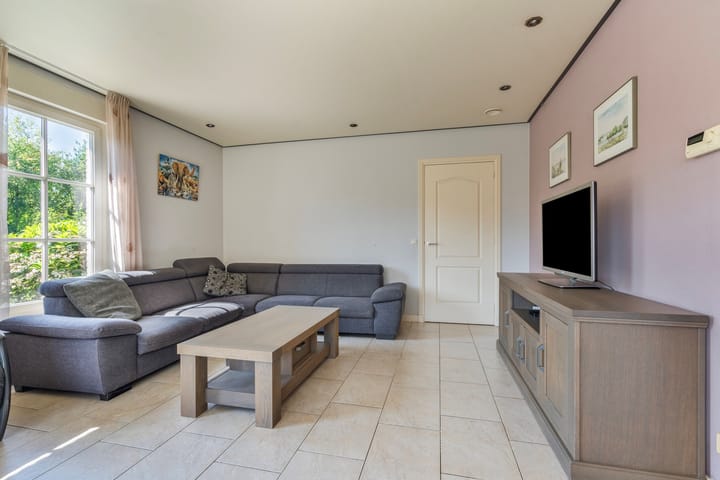 Photo 11 of Grootvenseweg 1